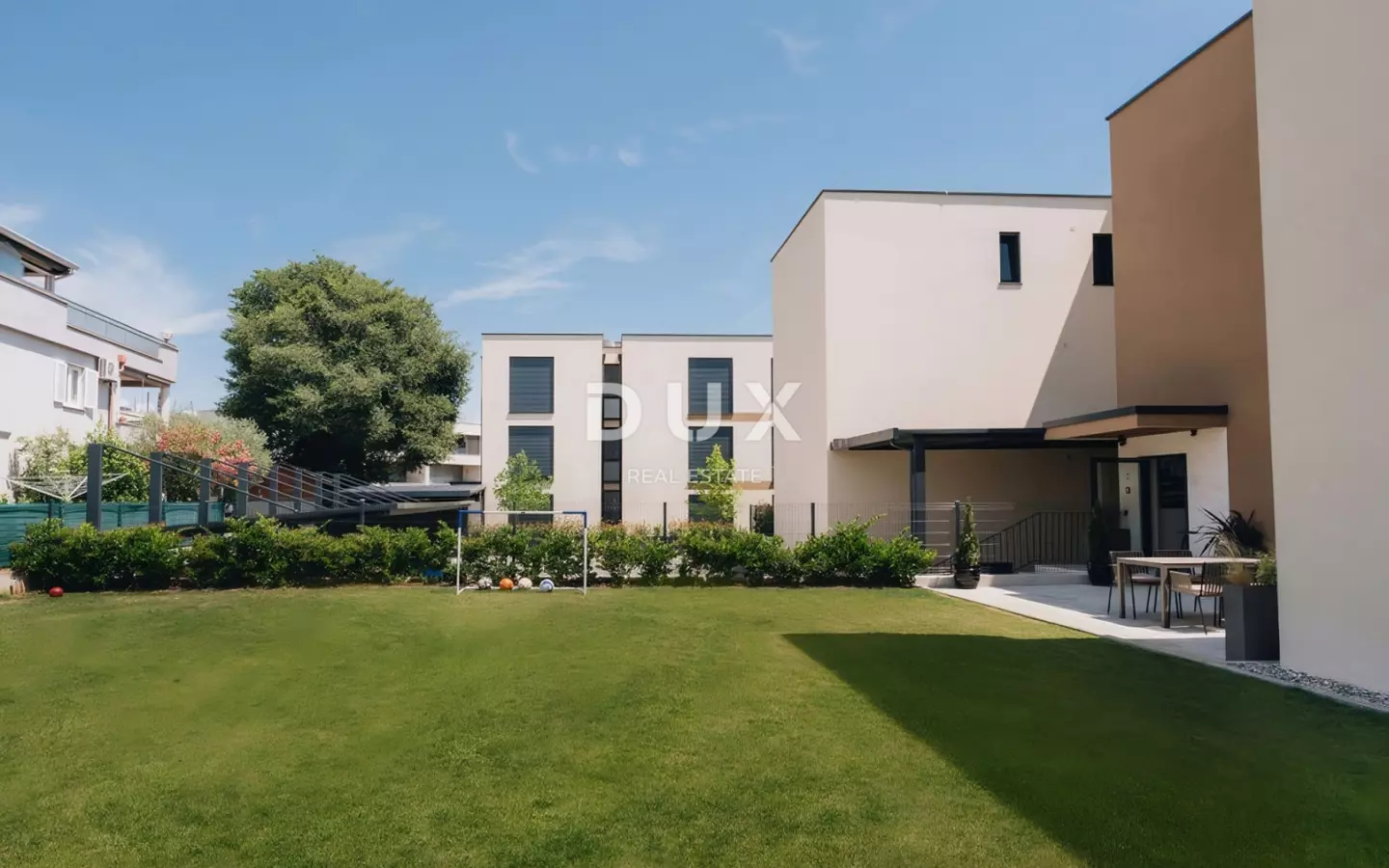 2-bedroom Apartment In Novigrad, Croatia (115,93 M²)