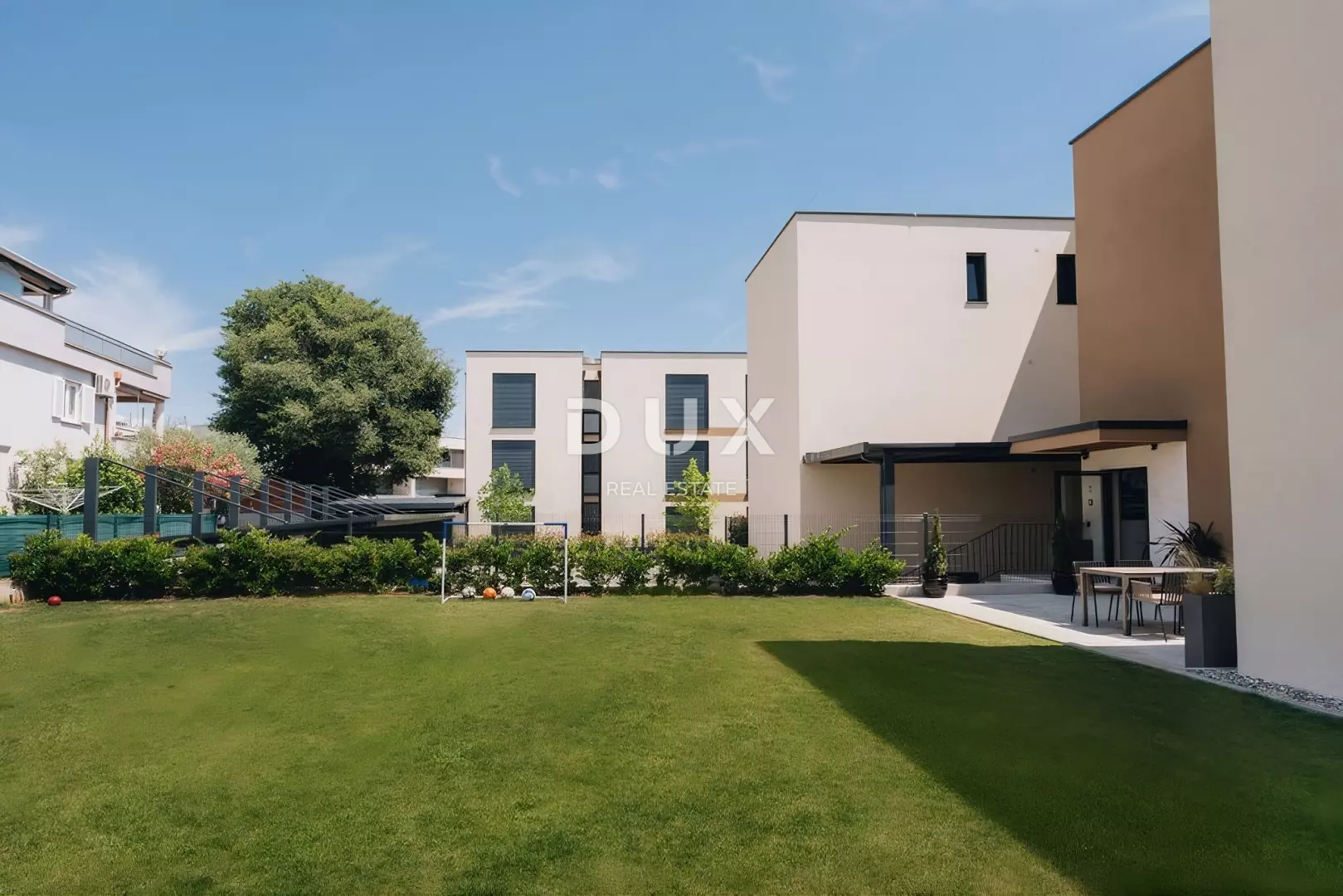 2-bedroom Apartment In Novigrad, Croatia (115,93 M²)