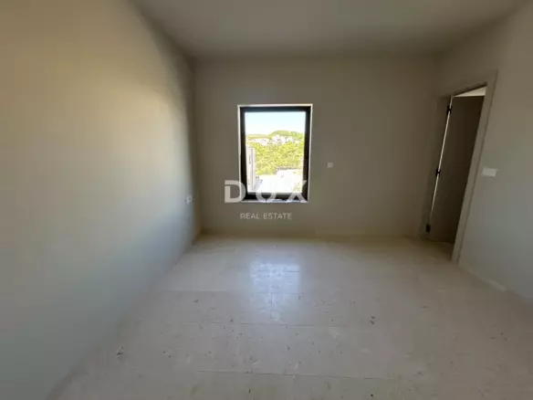3-bedroom Apartment In Vodice, Croatia (125,48 M²)