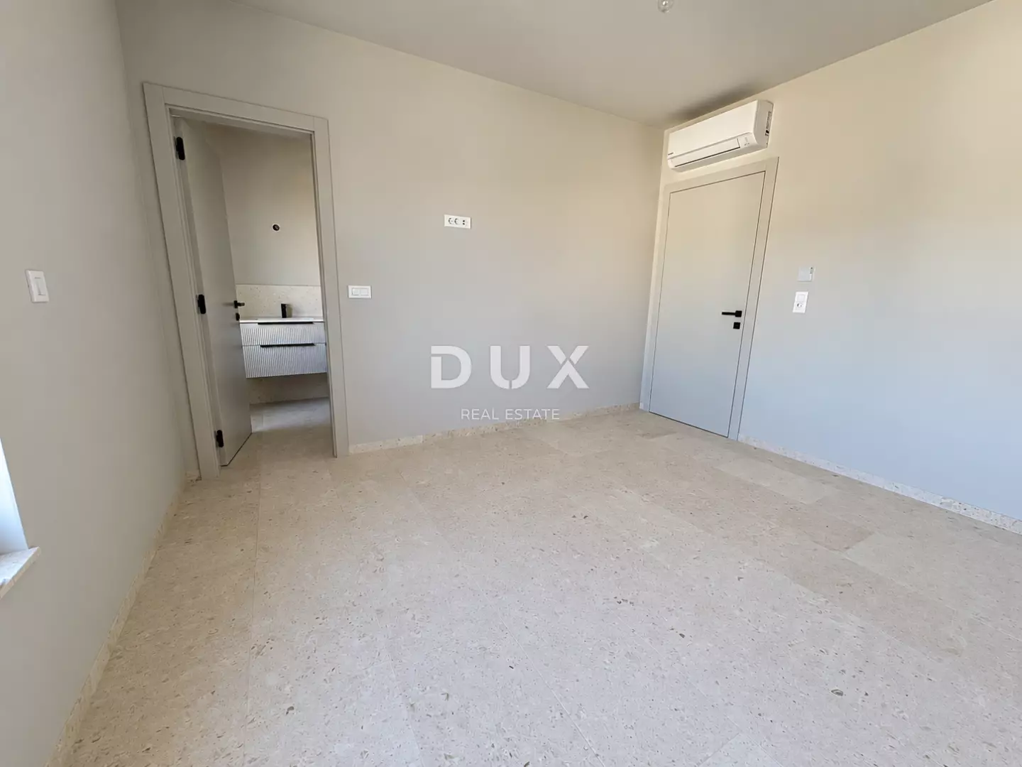 3-bedroom Apartment In Vodice, Croatia (125,48 M²)
