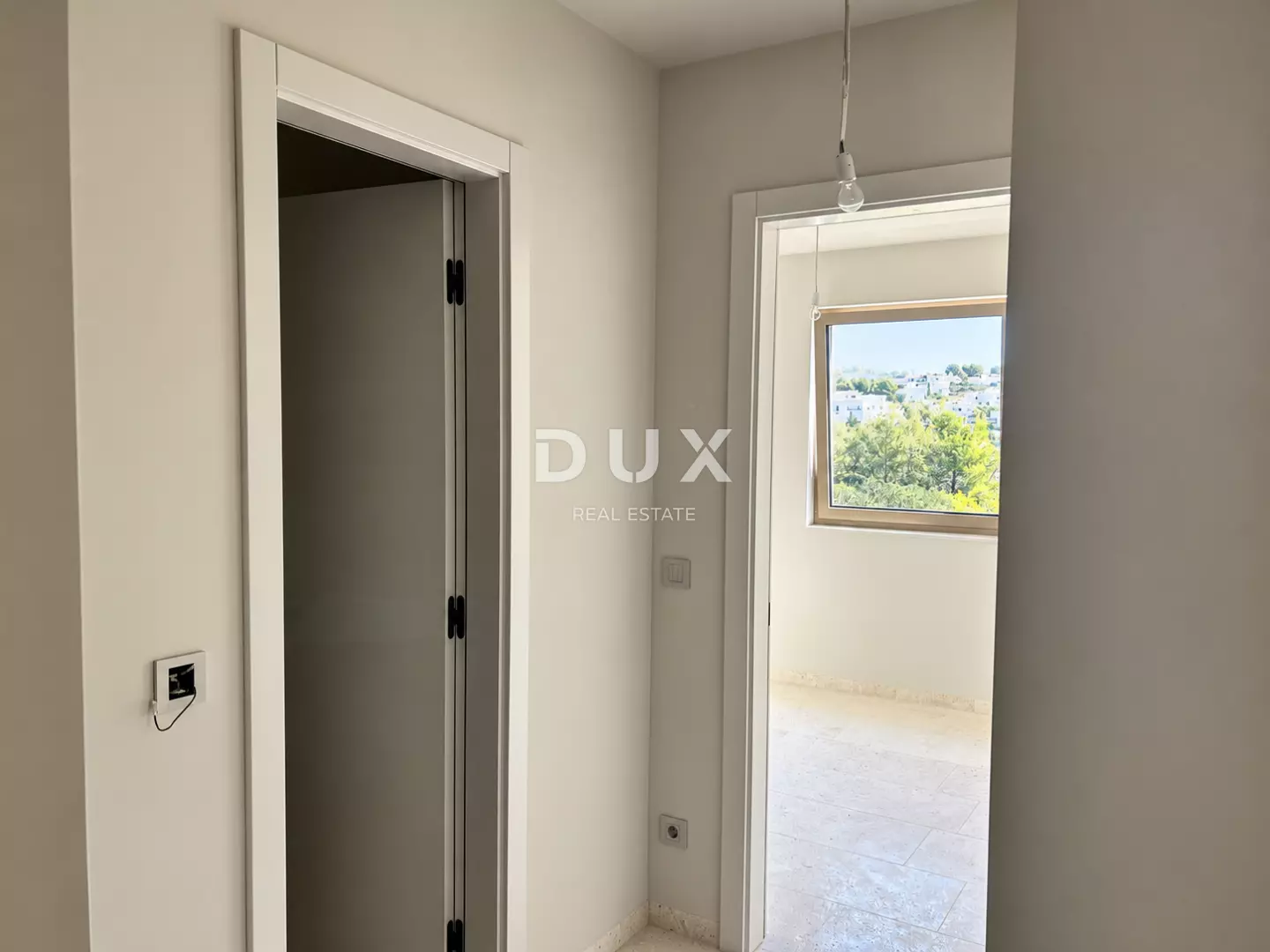 3-bedroom Apartment In Tribunj, Croatia (100,51 M²)