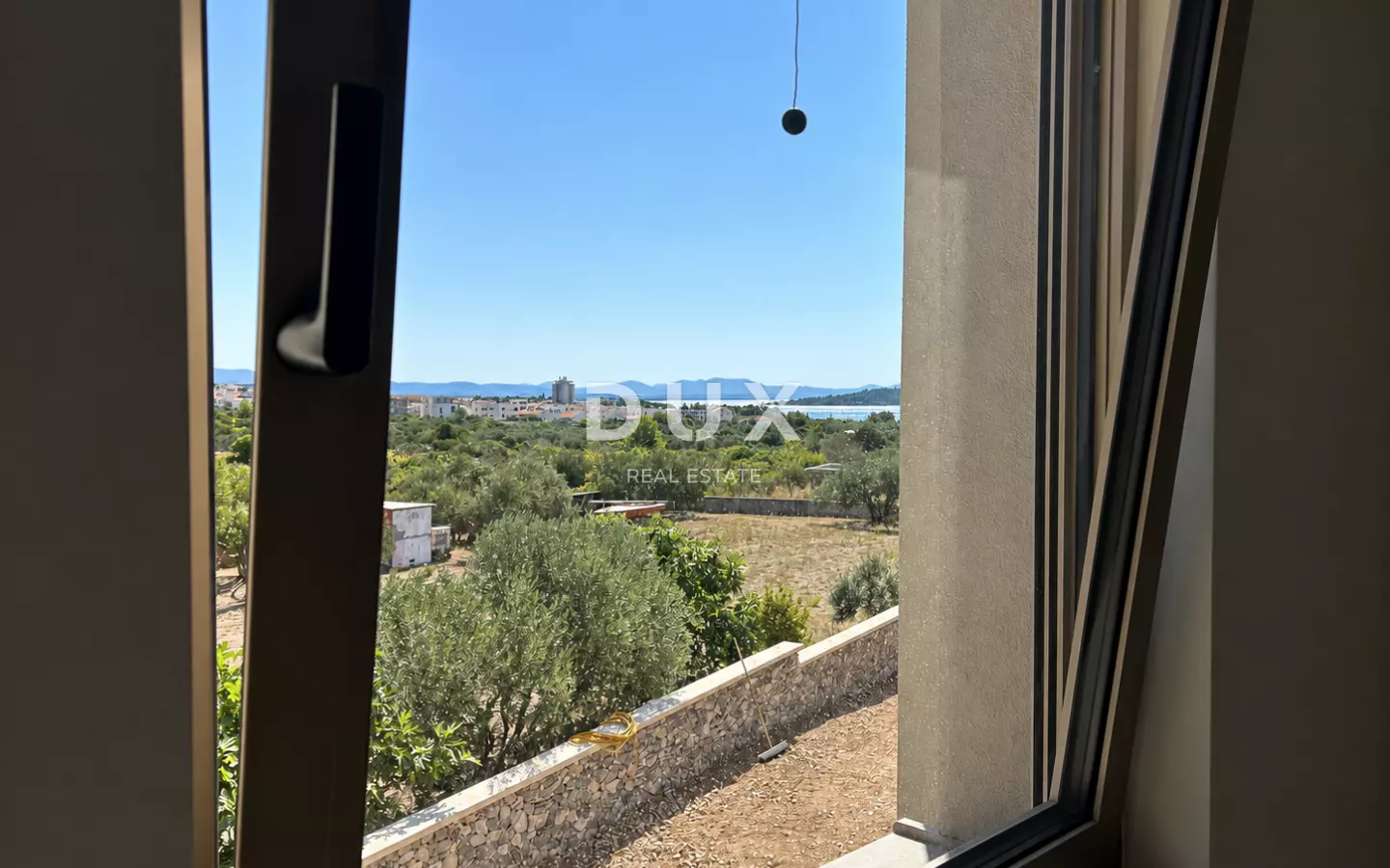 3-bedroom Apartment In Tribunj, Croatia (100,51 M²)