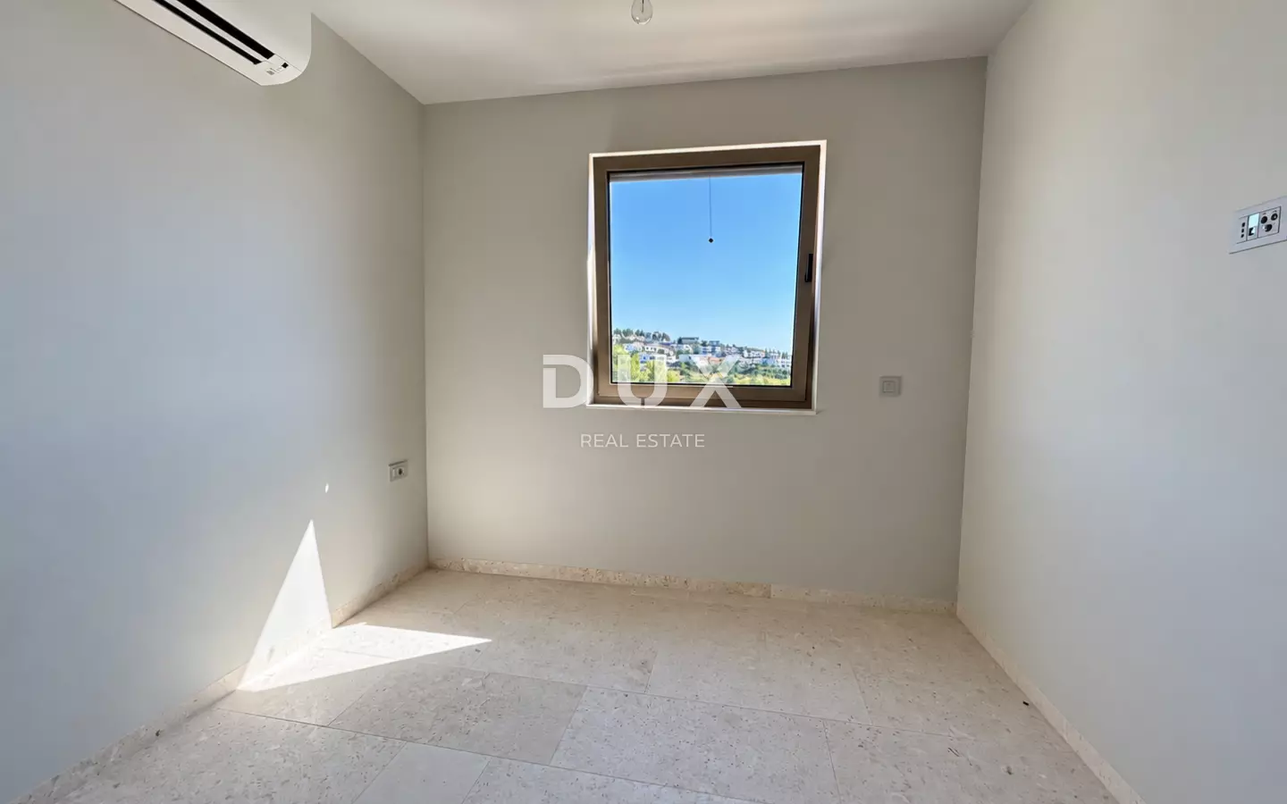3-bedroom Apartment In Tribunj, Croatia (100,51 M²)