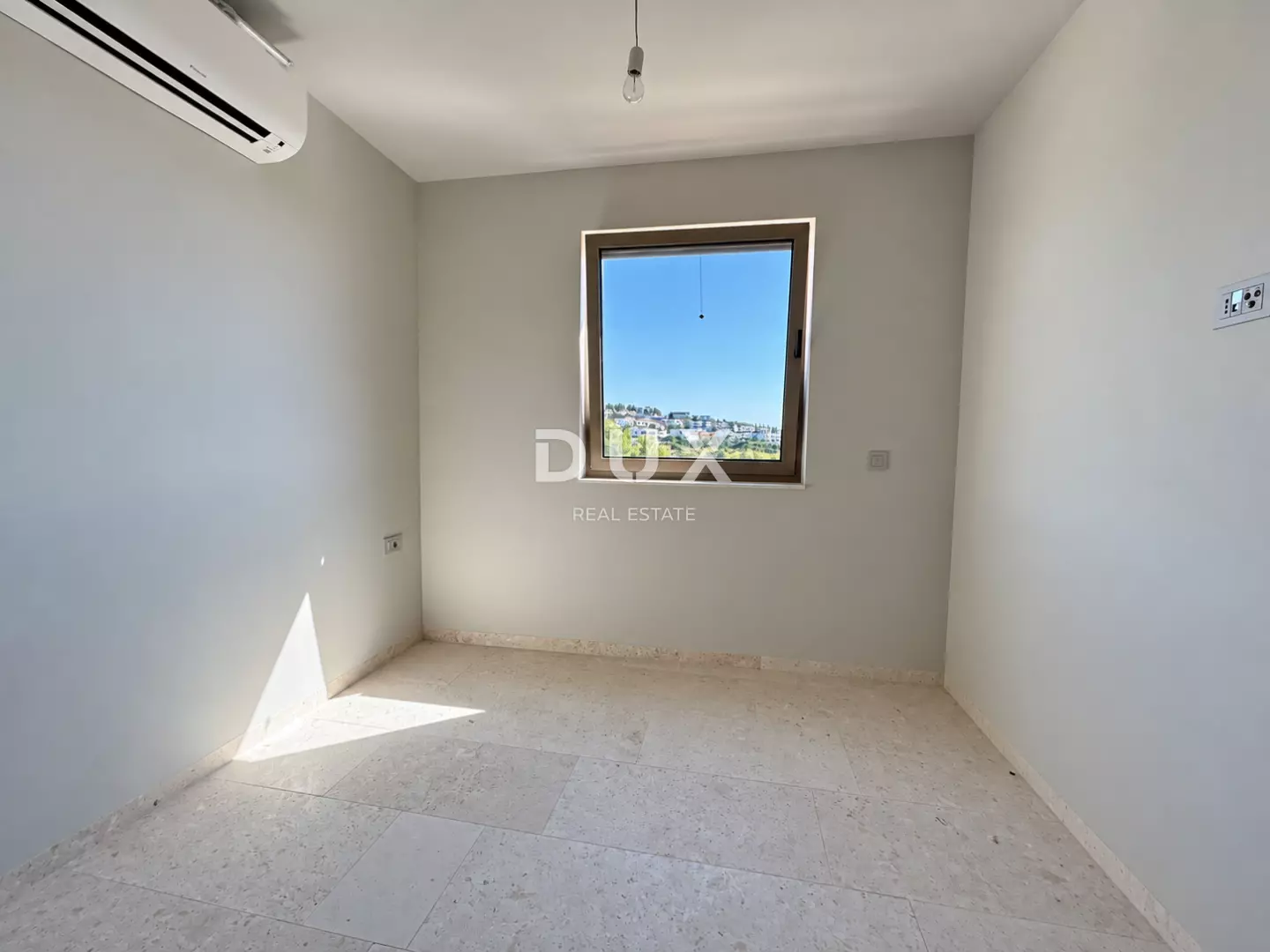 3-bedroom Apartment In Tribunj, Croatia (100,51 M²)