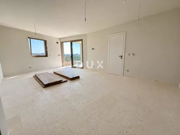 3-bedroom Apartment In Tribunj, Croatia (100,51 M²)