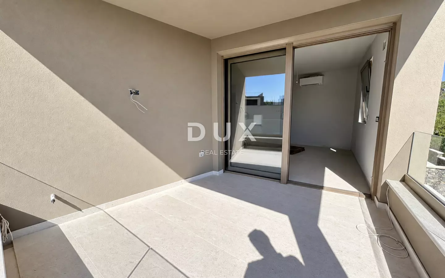 3-bedroom Apartment In Tribunj, Croatia (100,51 M²)
