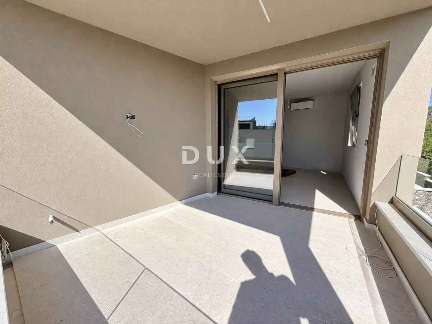 3-bedroom Apartment In Tribunj, Croatia (100,51 M²)