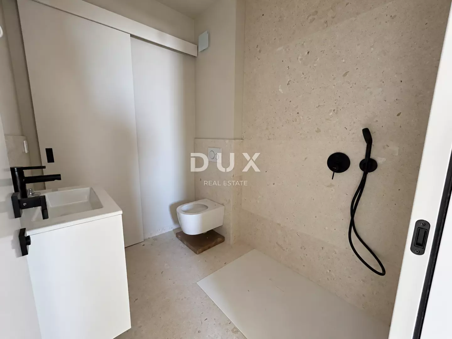 1790149401_chatgpt-image-sep-23-2026-09_08_49-am-100e70 2-bedroom Apartment In Tribunj, Croatia (78,7 M²)