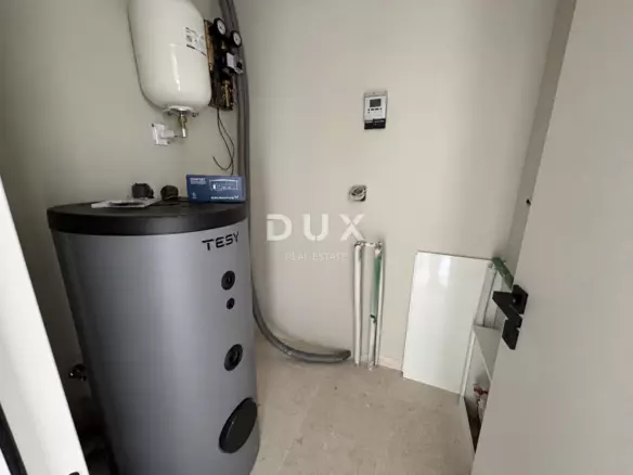 3-bedroom Apartment In Tribunj, Croatia (100,51 M²)
