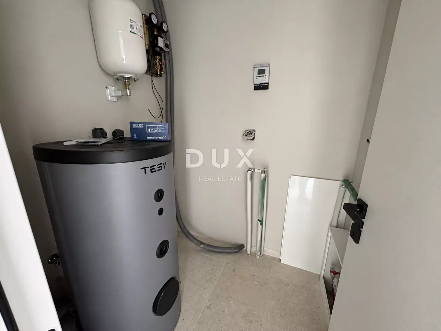 3-bedroom Apartment In Tribunj, Croatia (100,51 M²)