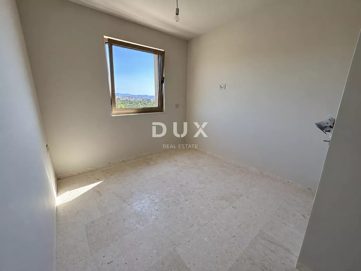 3-bedroom Apartment In Tribunj, Croatia (100,51 M²)