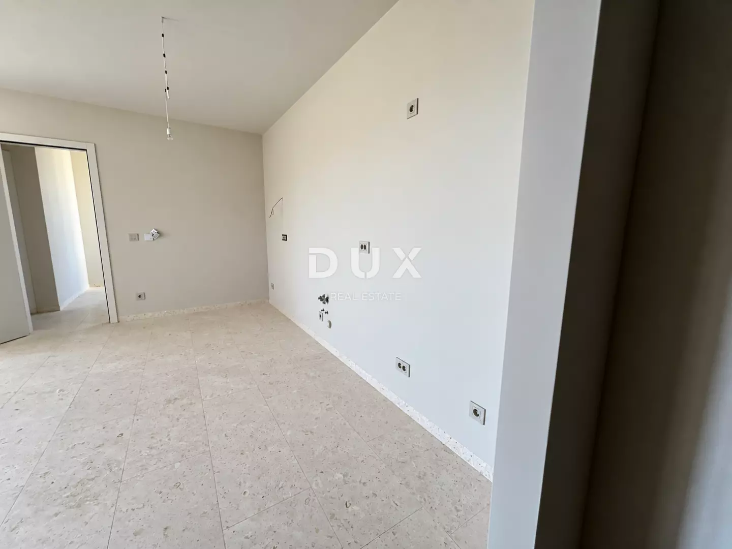 3-bedroom Apartment In Tribunj, Croatia (100,51 M²)