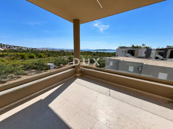 3-bedroom Apartment In Tribunj, Croatia (100,51 M²)