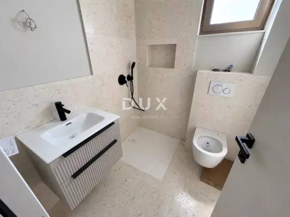 3-bedroom Apartment In Tribunj, Croatia (100,51 M²)