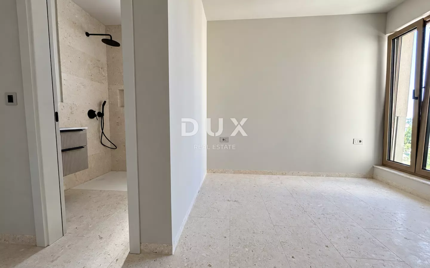 3-bedroom Apartment In Tribunj, Croatia (100,51 M²)