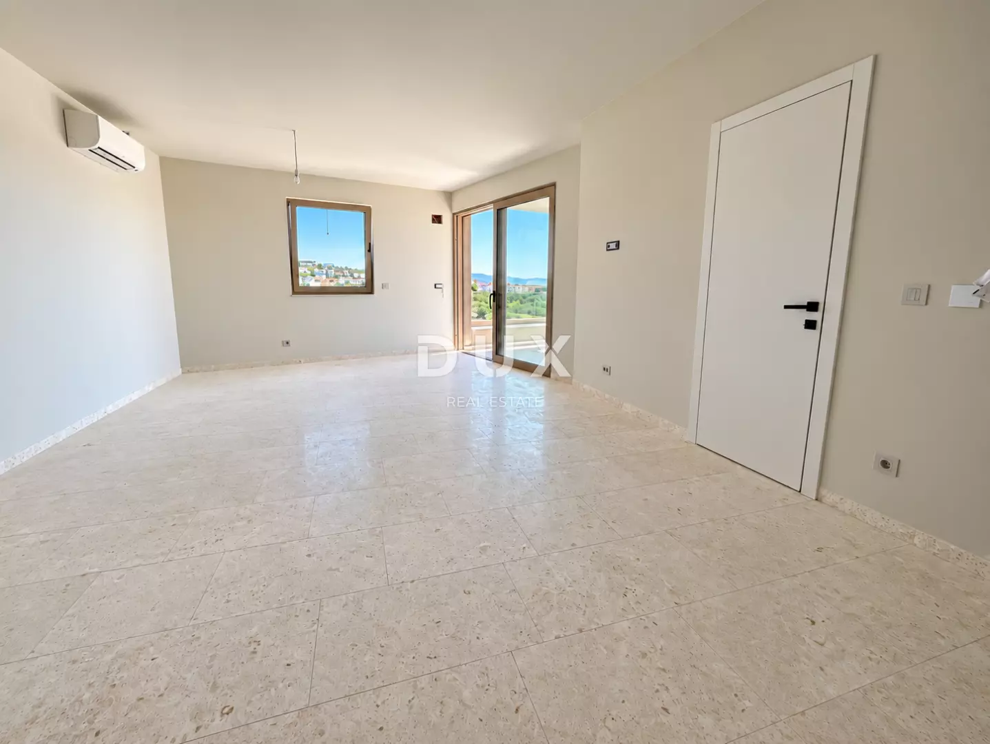 3-bedroom Apartment In Tribunj, Croatia (100,51 M²)
