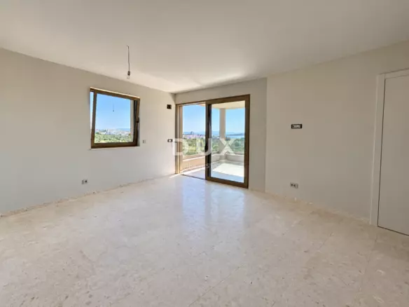 3-bedroom Apartment In Tribunj, Croatia (100,51 M²)