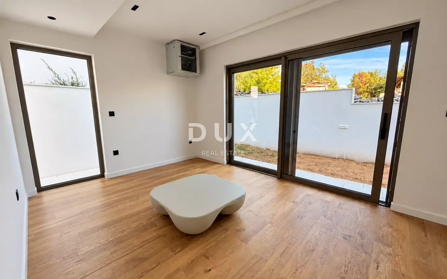 4-bedroom Villa In Žaborić, Croatia (191,07 M²)
