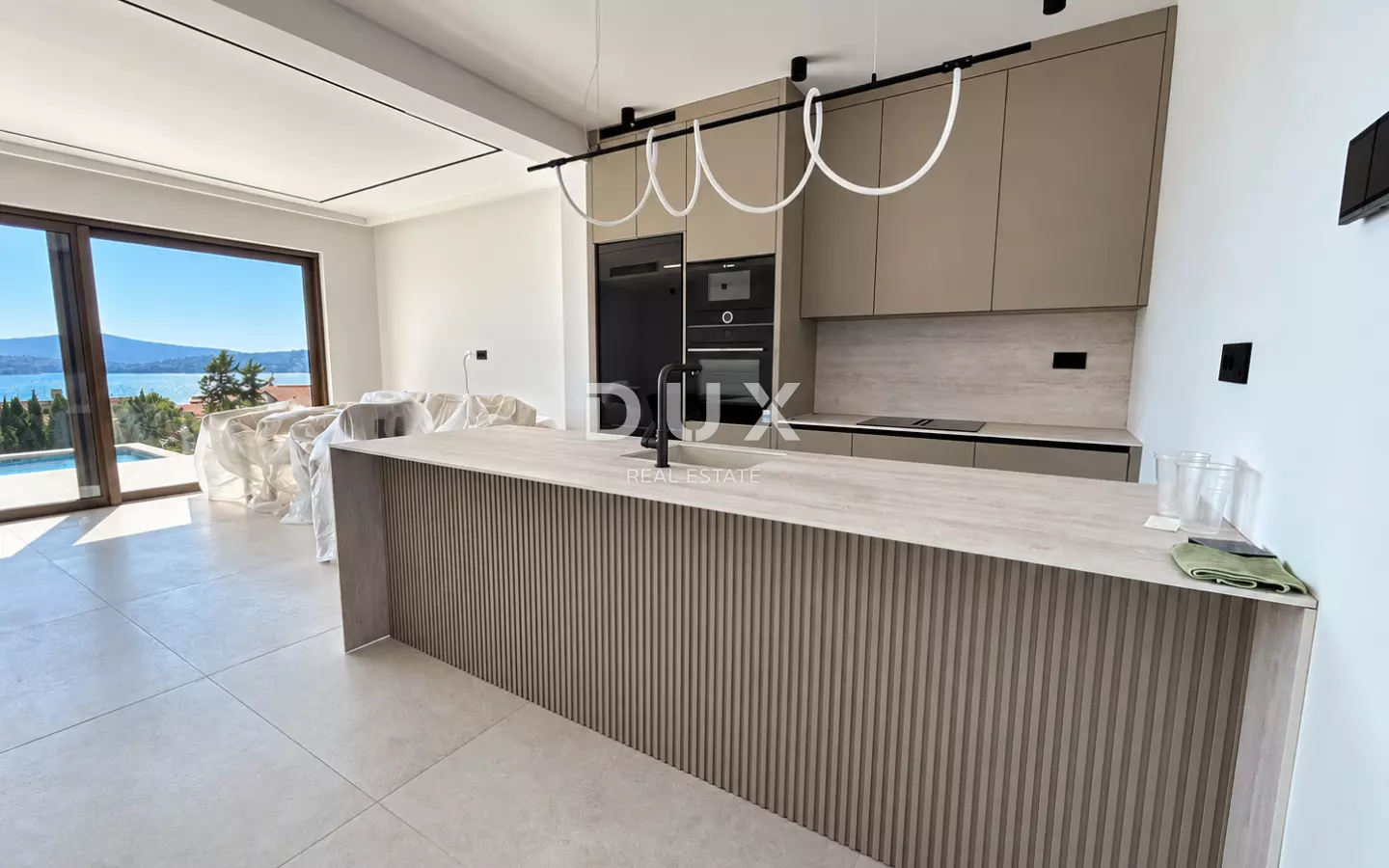 4-bedroom Villa In Žaborić, Croatia (191,07 M²)