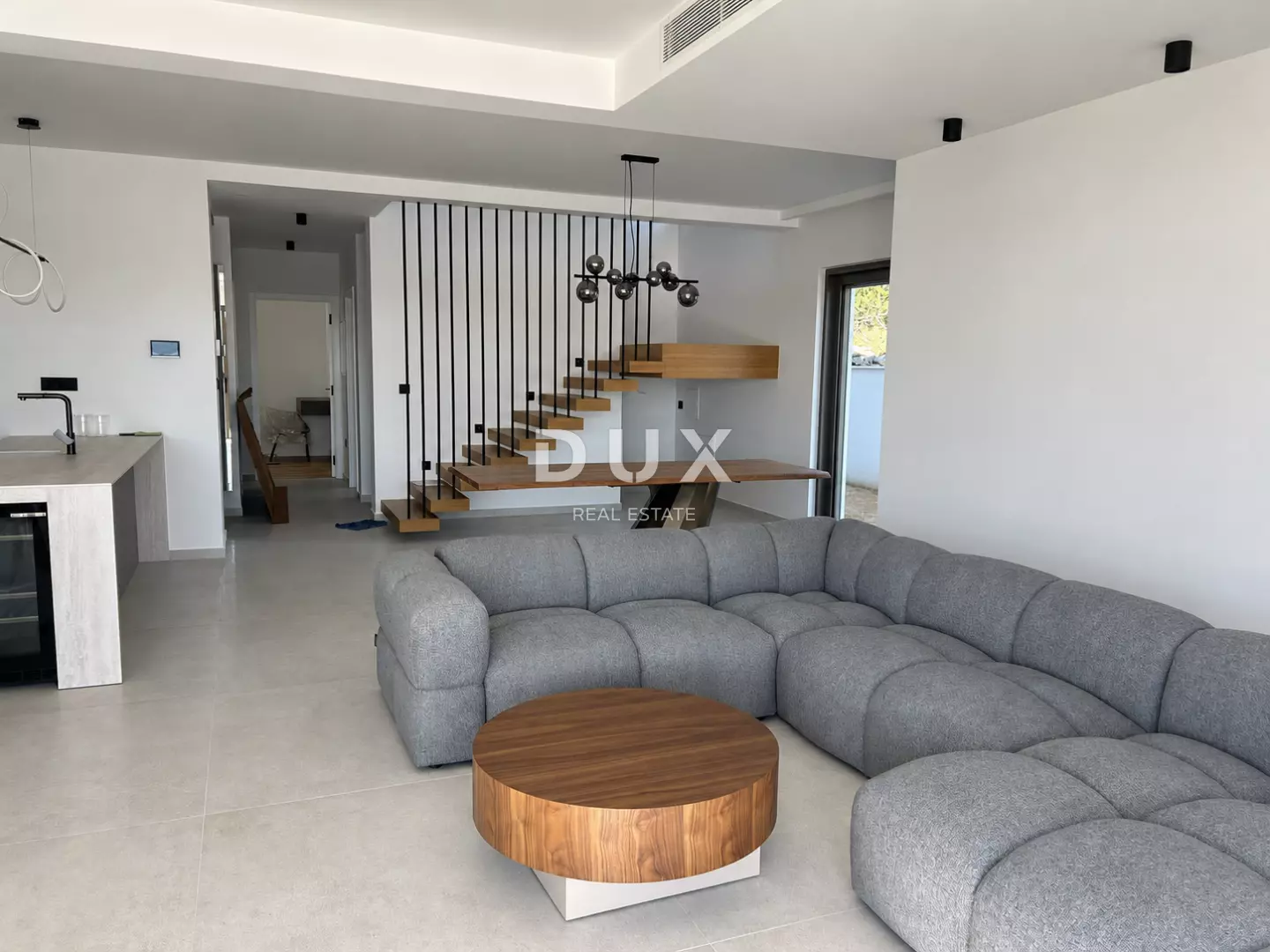 4-bedroom Villa In Žaborić, Croatia (191,07 M²)