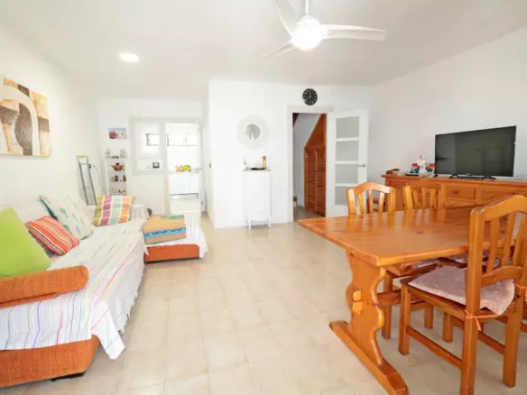 3-bedroom Town House In Torrevieja, Spain (100 M²)