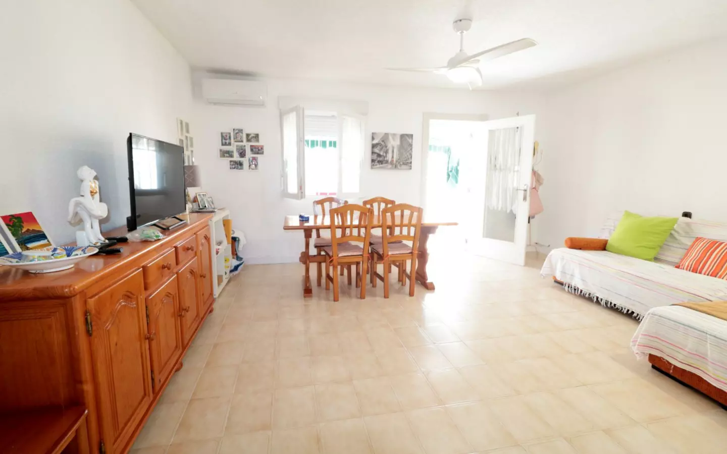 3-bedroom Town House In Torrevieja, Spain (100 M²)