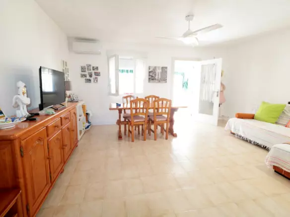 3-bedroom Town House In Torrevieja, Spain (100 M²)