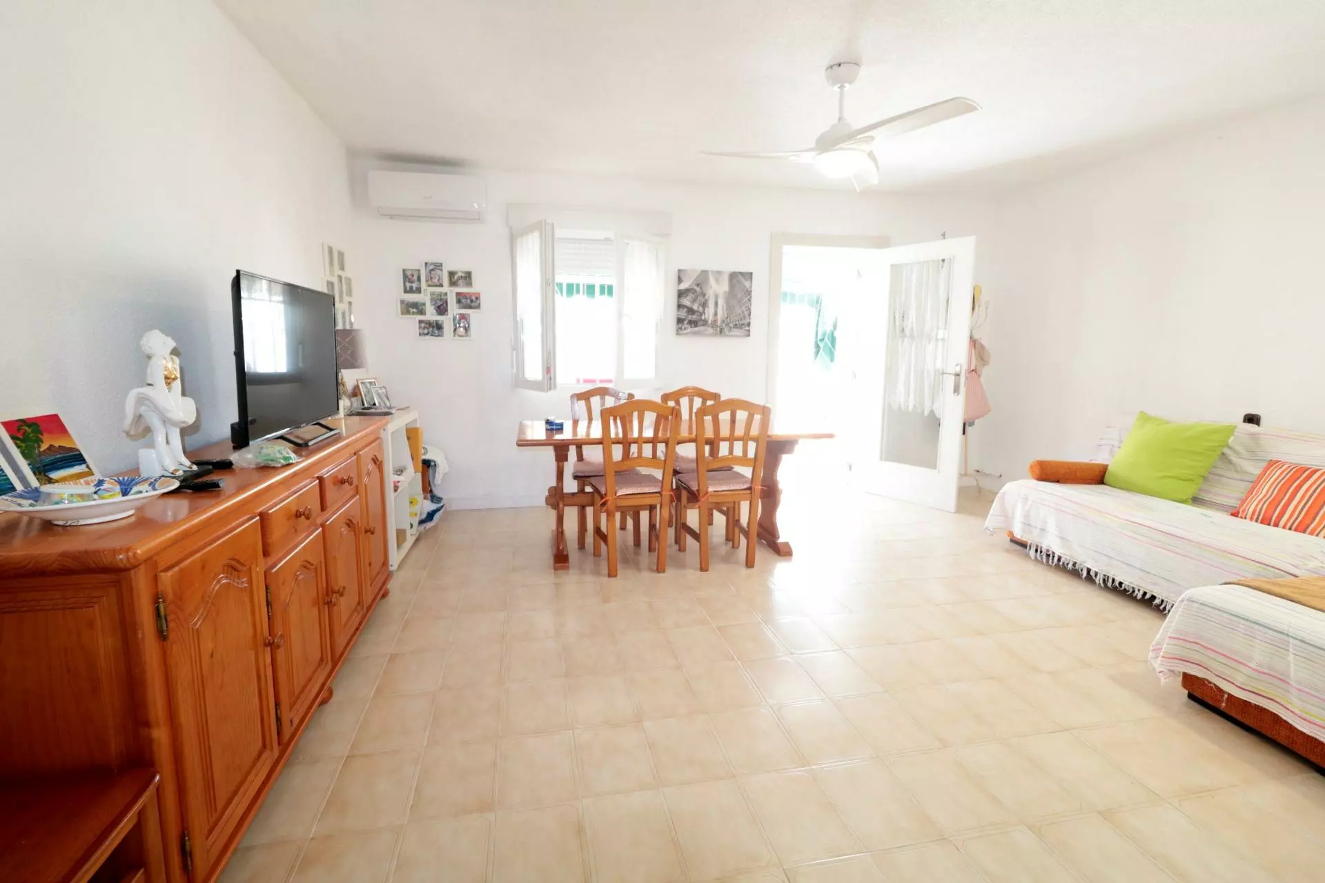 3-bedroom Town House In Torrevieja, Spain (100 M²)