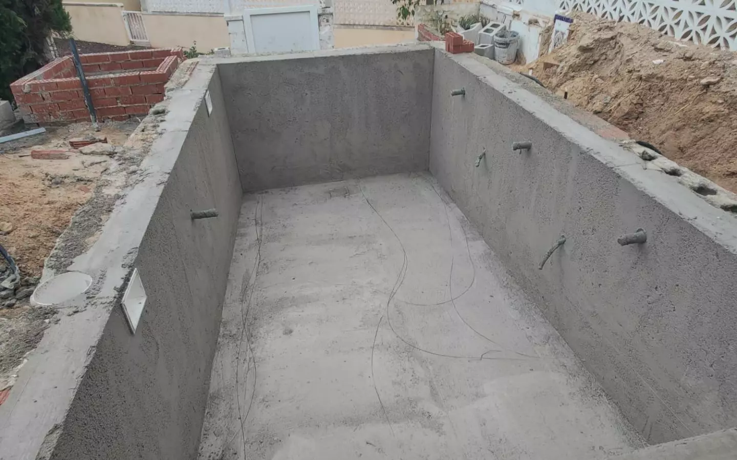 4-bedroom Town House In San Miguel De Salinas, Spain (162 M²)