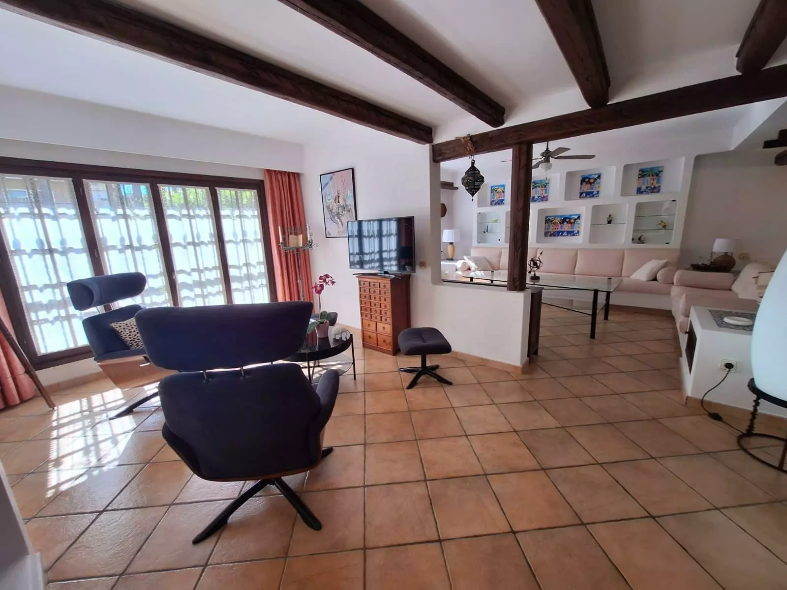 2-bedroom Apartment In Torrevieja, Spain (160 M²)