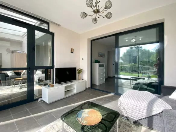 3-bedroom Bungalow In Orihuela Costa, Spain