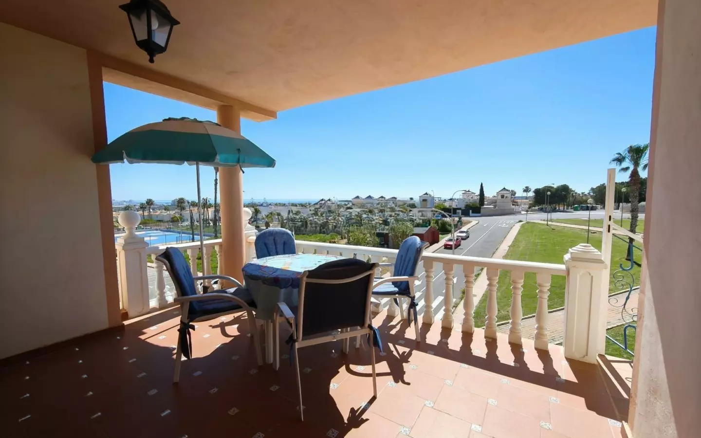 2-bedroom Bungalow In Torrevieja, Spain (75 M²)