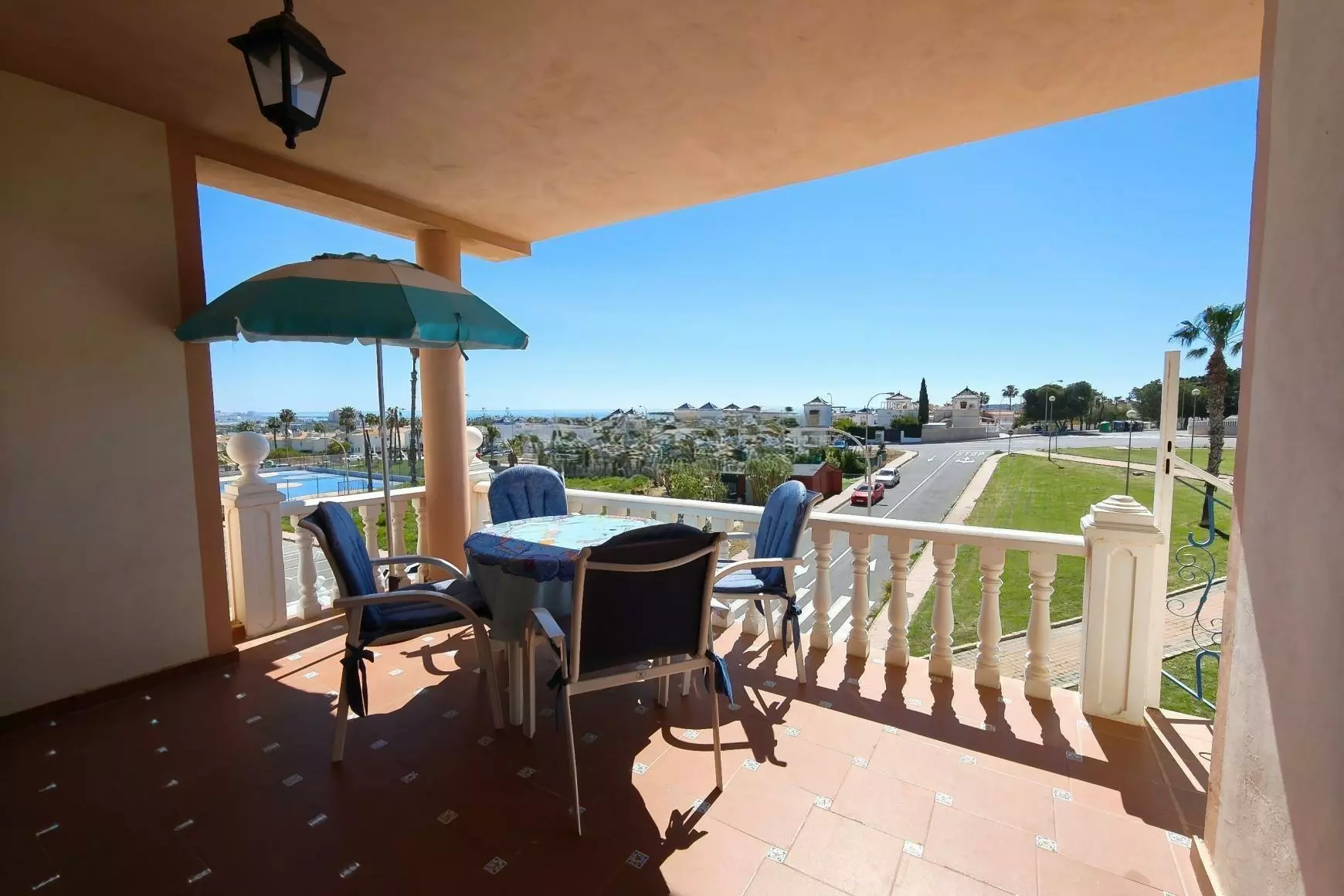 2-bedroom Bungalow In Torrevieja, Spain (75 M²)