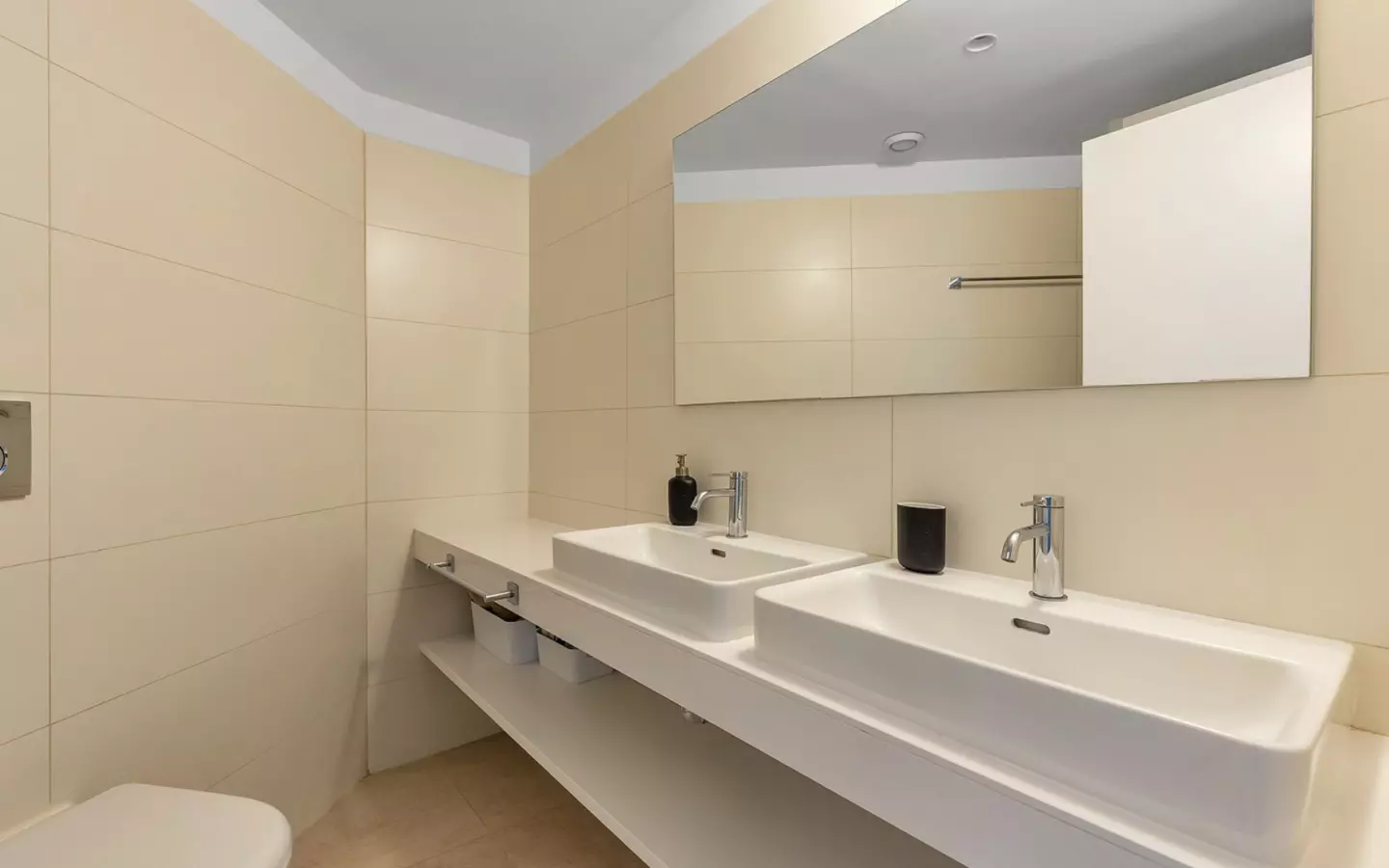 2-bedroom Apartment In Torrevieja, Spain (78 M²)