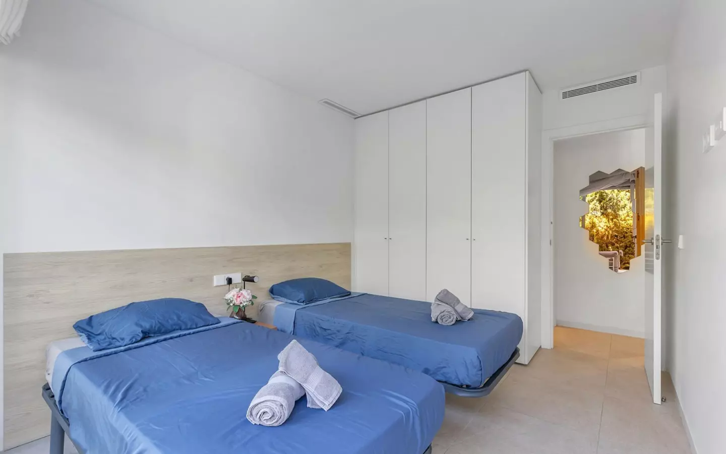 2-bedroom Apartment In Torrevieja, Spain (78 M²)
