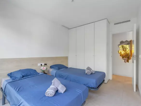 2-bedroom Apartment In Torrevieja, Spain (78 M²)