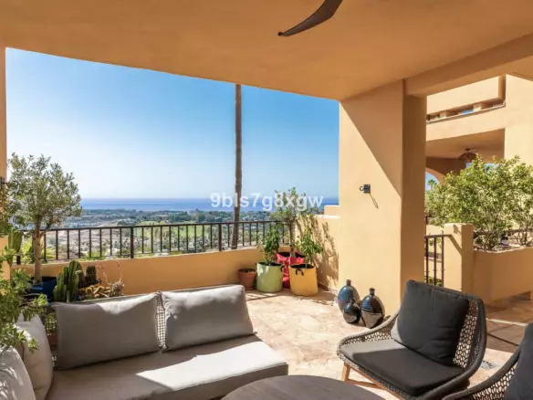 3-bedroom Apartment In Benahavis, Spain (127 M²)