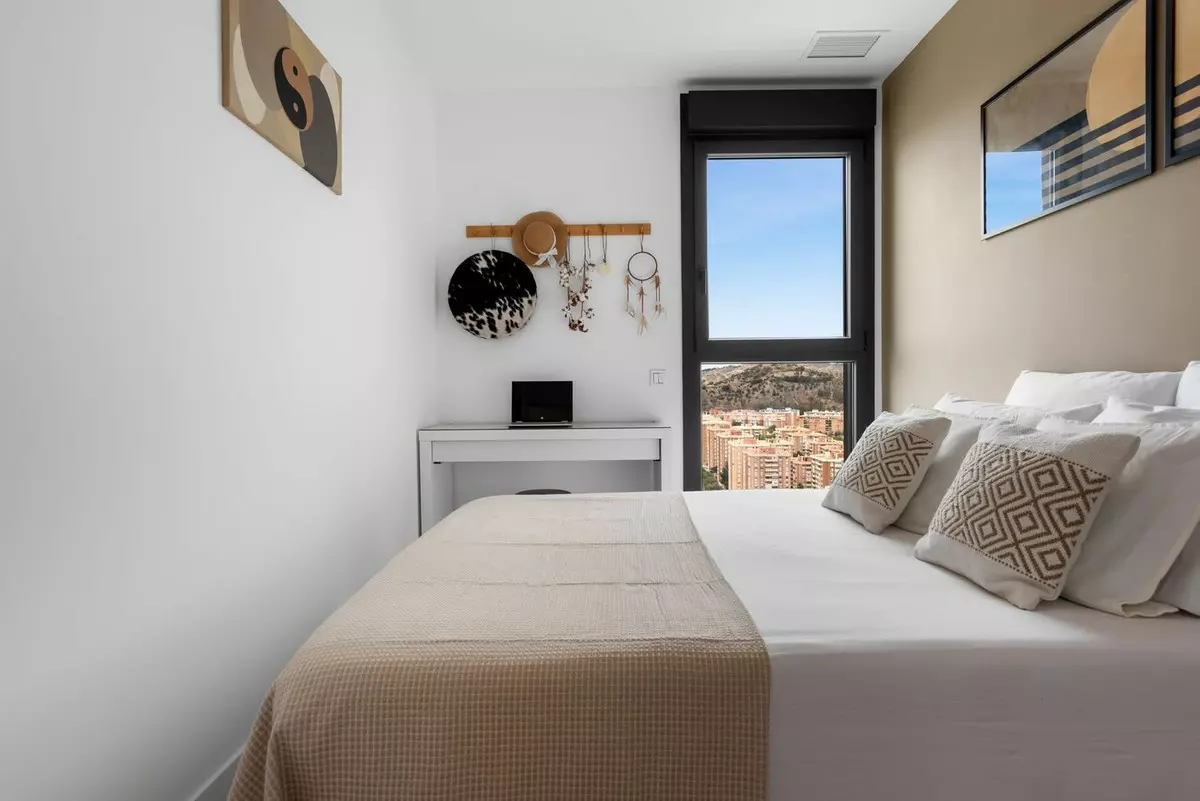 2-bedroom Apartment In Málaga, Spain (70 M²)