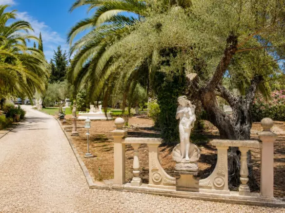 6-bedroom Country House In Ronda, Spain (424 M²)