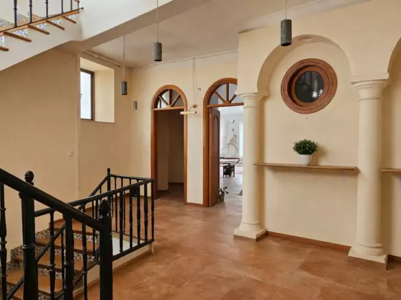 5-bedroom Villa In Gaucín, Spain (750 M²)
