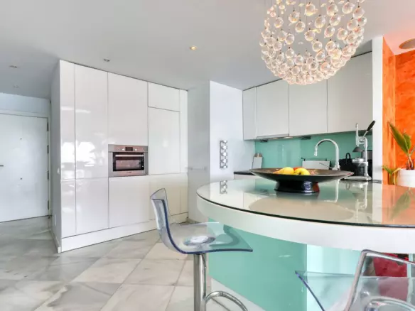 2-bedroom Apartment In Benalmádena, Spain (128 M²)