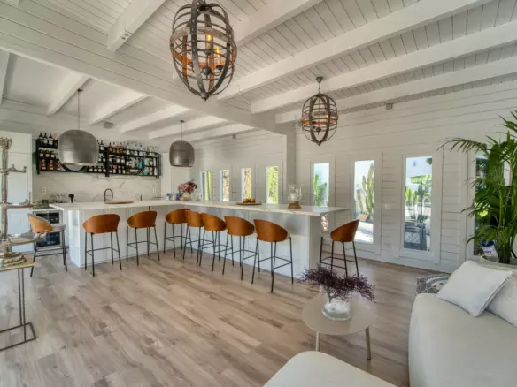 5-bedroom Villa In Benahavis, Spain (350 M²)