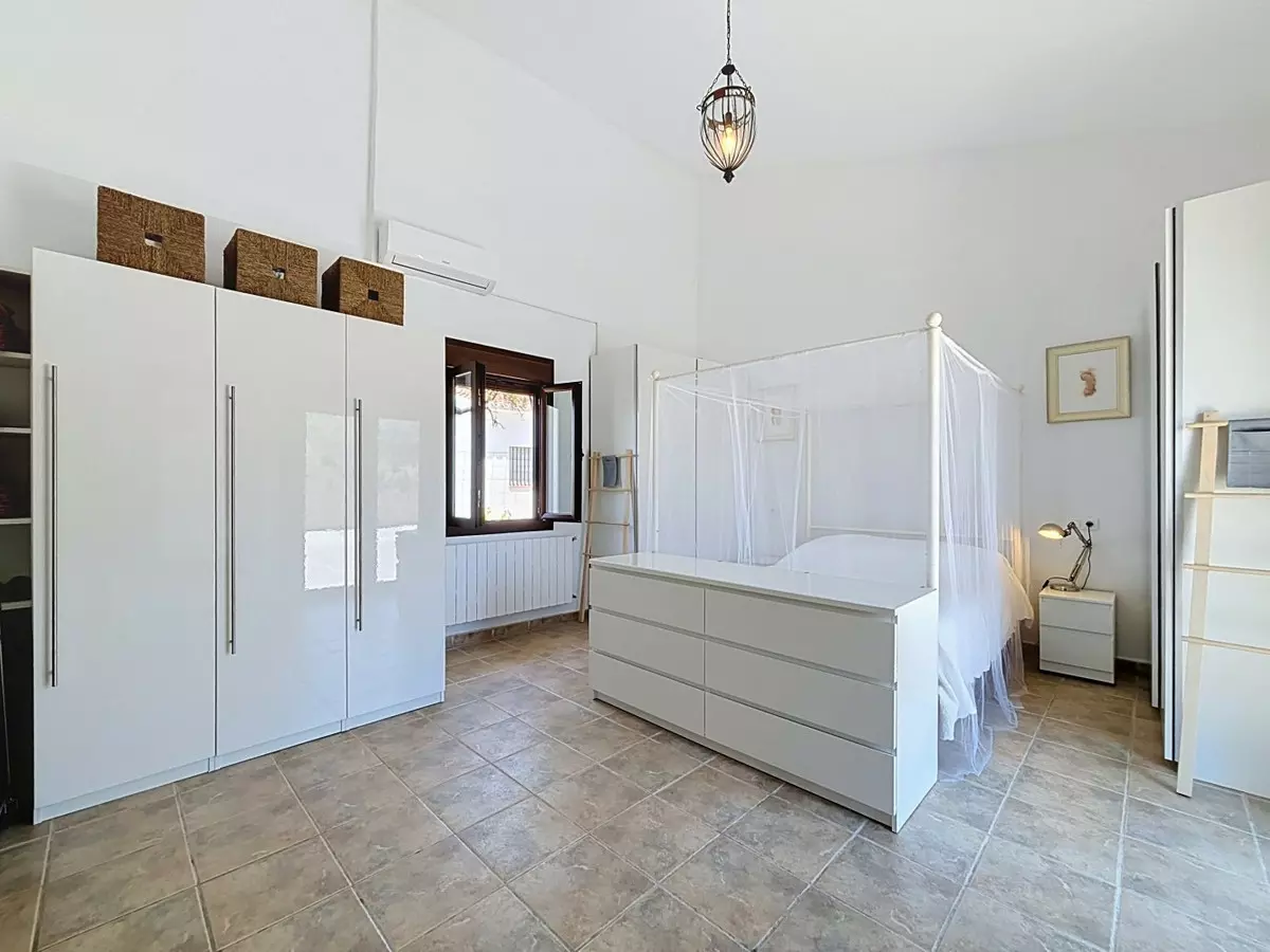 3-bedroom Villa In Canillas De Aceituno, Spain (213 M²)