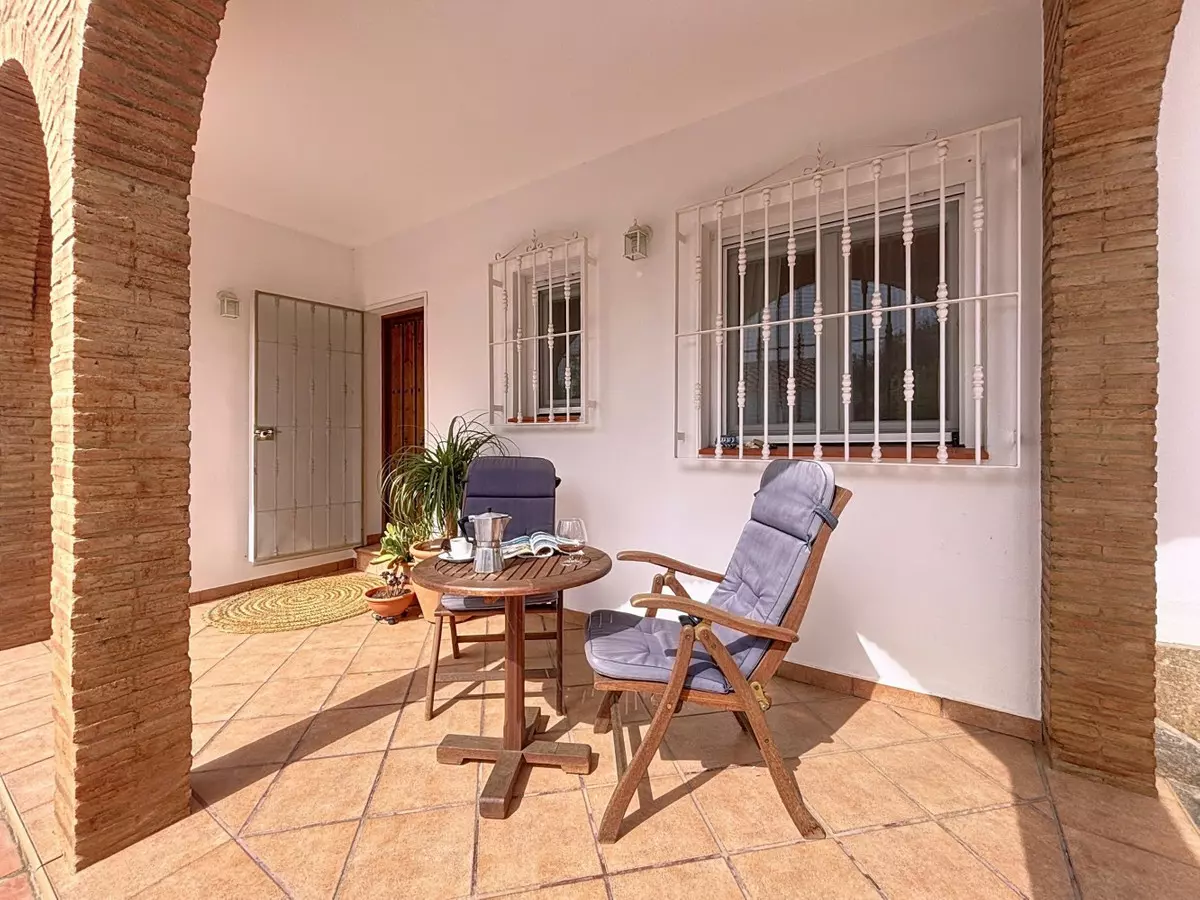 3-bedroom Villa In Canillas De Albaida, Spain (135 M²)