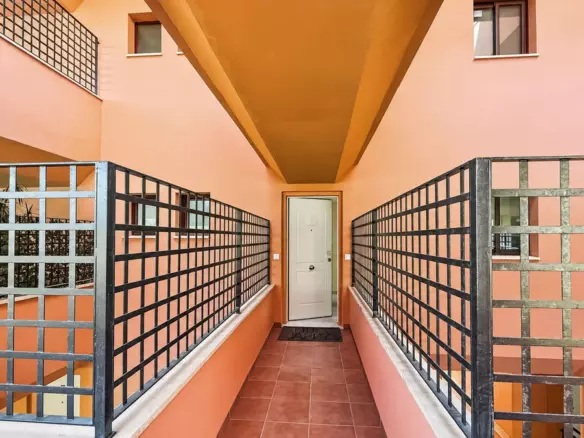 2-bedroom Apartment In Mijas, Spain (84 M²)