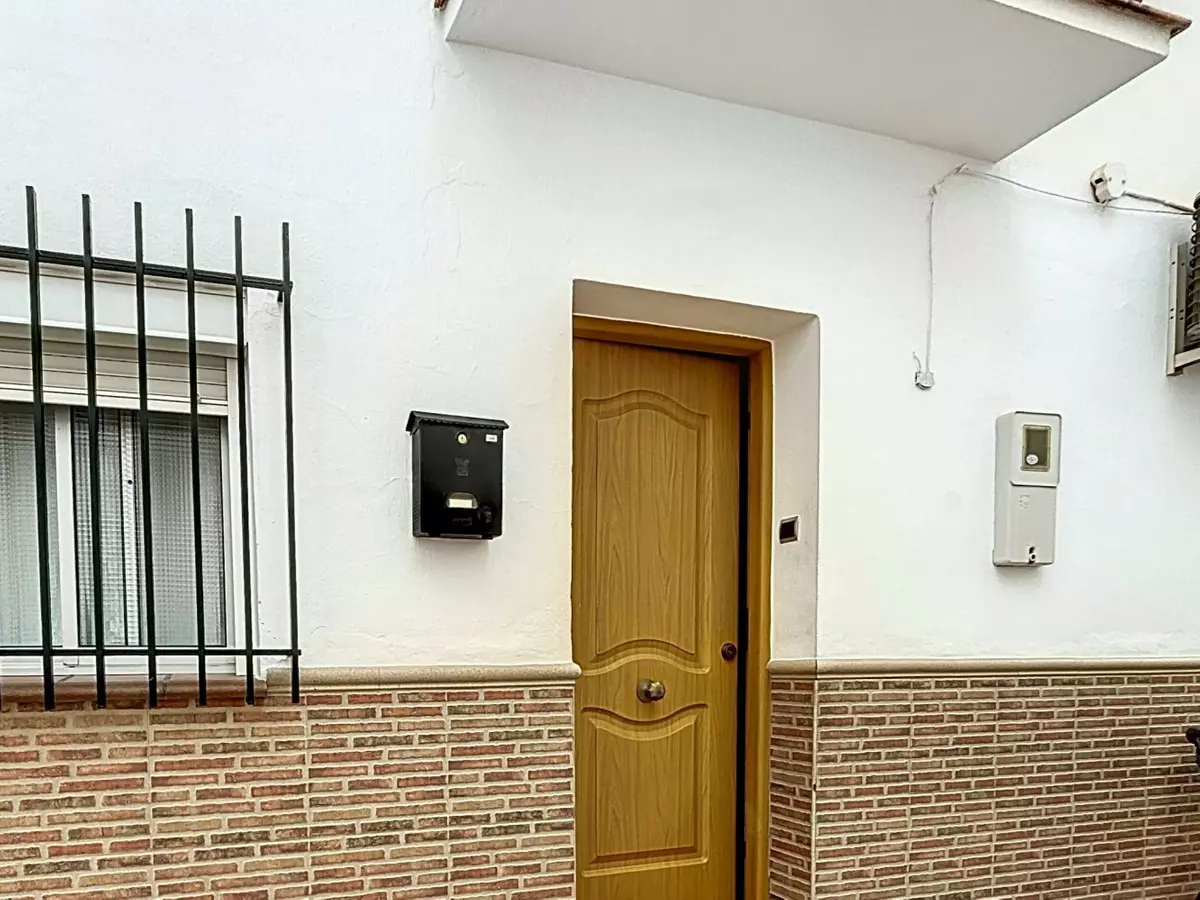 3-bedroom Villa In Cómpeta, Spain (93 M²)