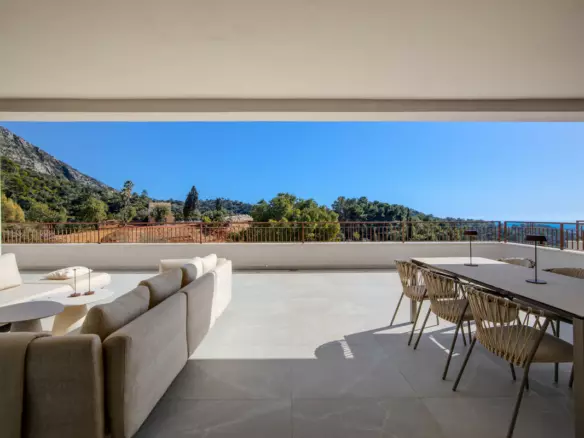 3-bedroom Apartment In Istan, Spain (203 M²)