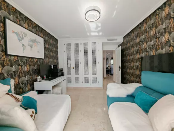 3-bedroom Apartment In Marbella, Spain (270 M²)