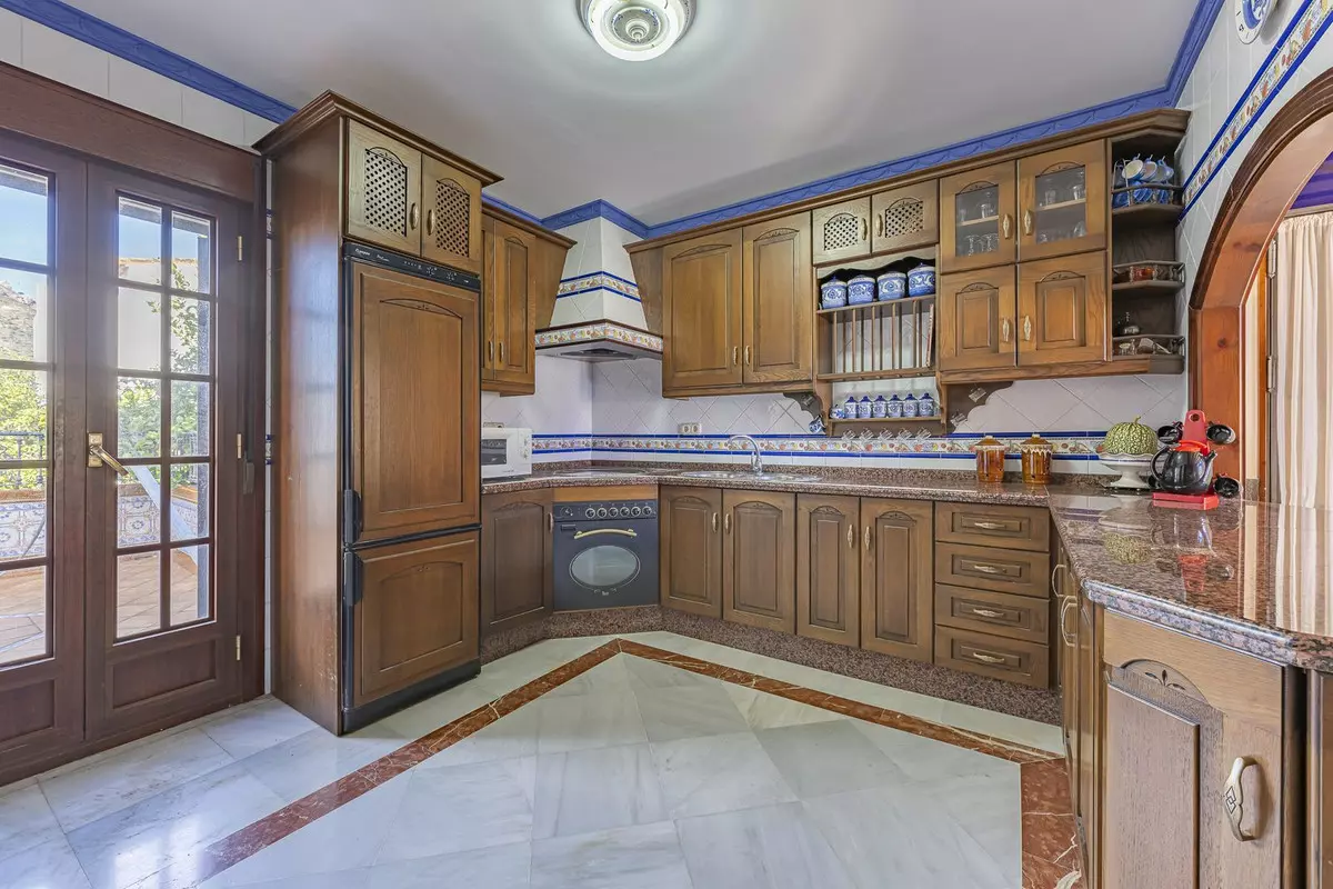 4-bedroom Town House In Gaucín, Spain (260 M²)