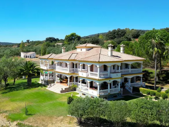 5-bedroom Country House In Ronda, Spain (950 M²)
